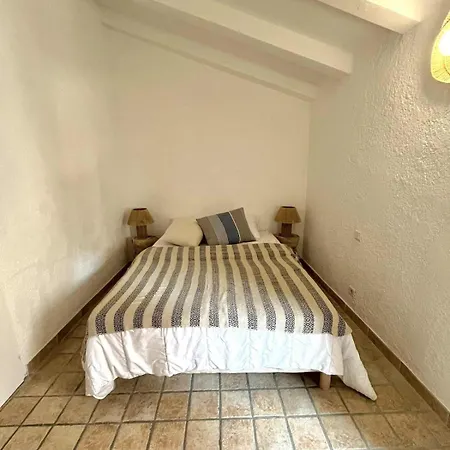 Appartement In Ile Rousse With Sea View